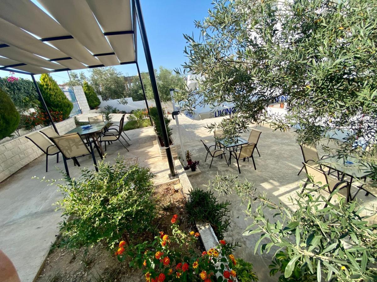 Hotel Vila Ali Ksamil Eksteriør bilde