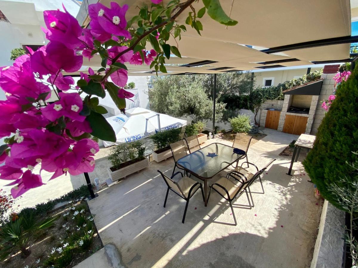 Hotel Vila Ali Ksamil Eksteriør bilde